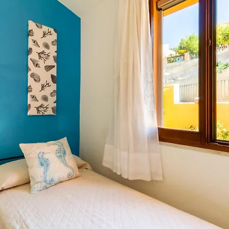 600m From The - Garden And Sea View *