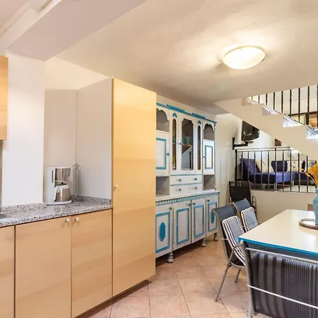 600m From The - Garden And Sea View Semesterbostad Simius