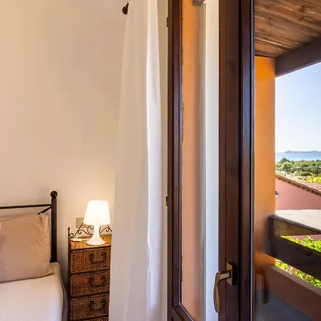 600m From The - Garden And Sea View