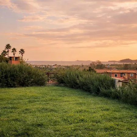 Casa vacanze 600m From The - Garden And Sea View *