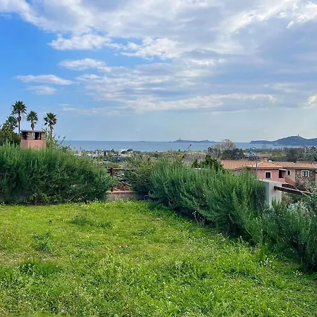600m From The - Garden And Sea View