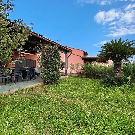 Casa vacanze 600m From The - Garden And Sea View